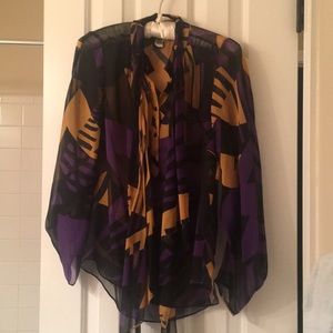 Beautiful Diane von Furstenberg Silk Blouse
